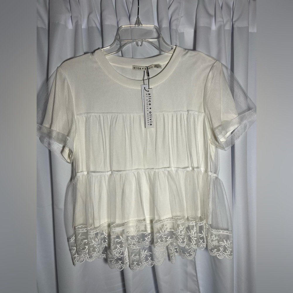 NWT ALICE + OLIVIA Dreema Off-White  Tshirt with Embroidered Tulle Overlay Sz M